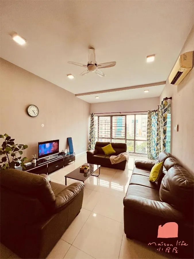 Maison Life 2 小居屋 The Loft Imago Kota Kinabalu 0*,