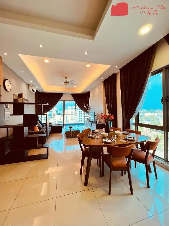 Maison Life 2 小居屋 The Loft Imago Kota Kinabalu 0*,