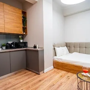 https://bucharest-old-city-studio-near-calea-victoriei.bucharesthotelsnow.com